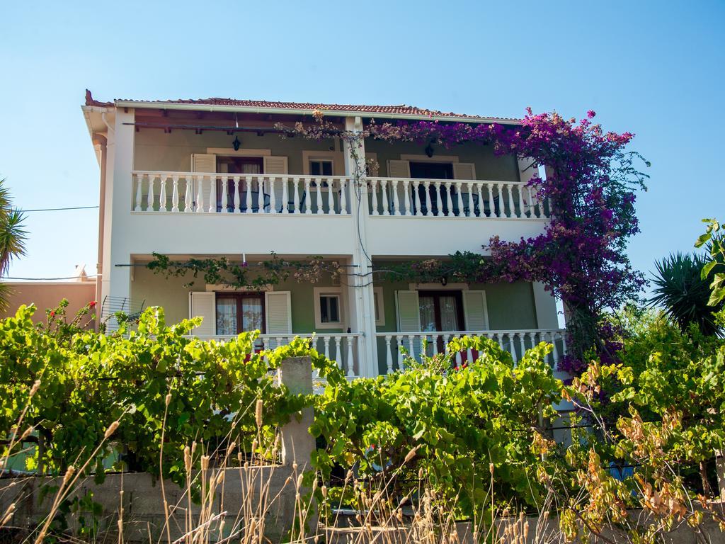 Eleni'S Studios Katelios Buitenkant foto