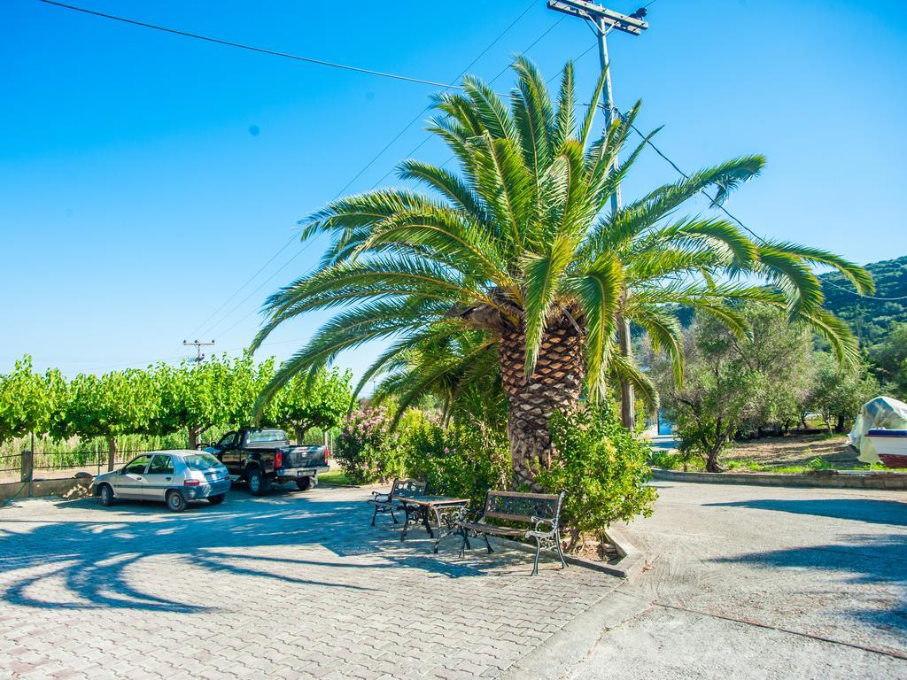 Eleni'S Studios Katelios Buitenkant foto